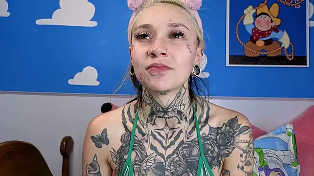 miss___angel live cam on StripChat