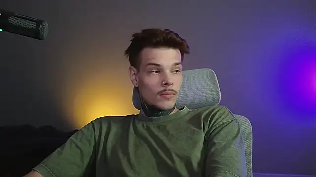 denis_here (M young) - CUM SHOW