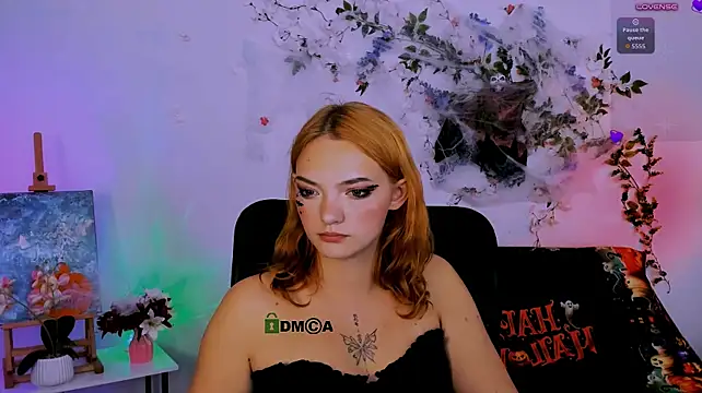 melody_sky_ live cam on StripChat