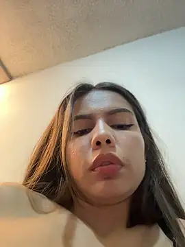 AleeshaCameron2