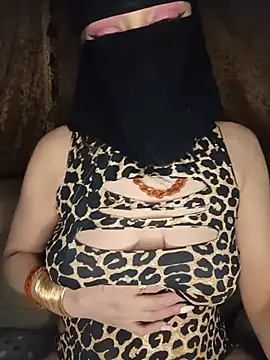 GmAnAAnA live cam