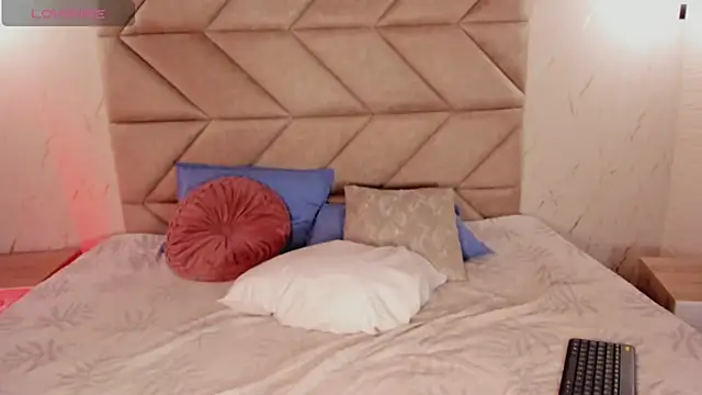 LindsayJohans
