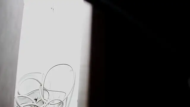 emiliaa_hot