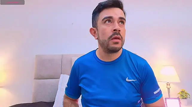 NicoSaint_ live sex cam
