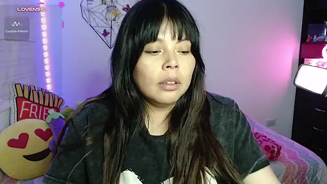EllieMoonX live cam on StripChat