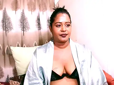 Indian_pearl live cam on StripChat