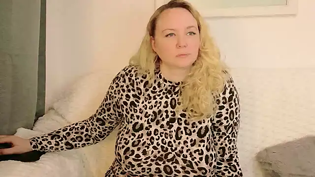 Sarah4you live cam preview