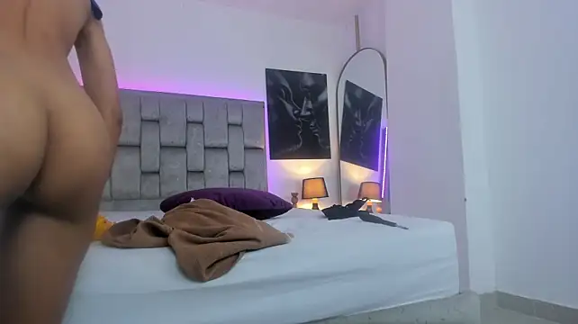 Kiaraa_lux live cam preview