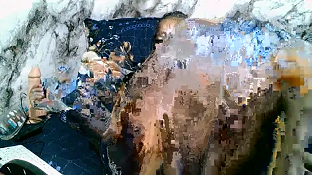Reddewww live cam