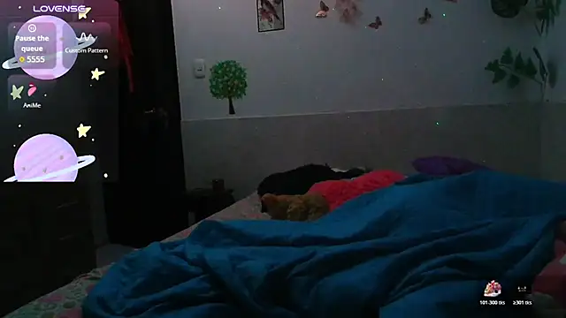 emily_cooper_t live cam on StripChat