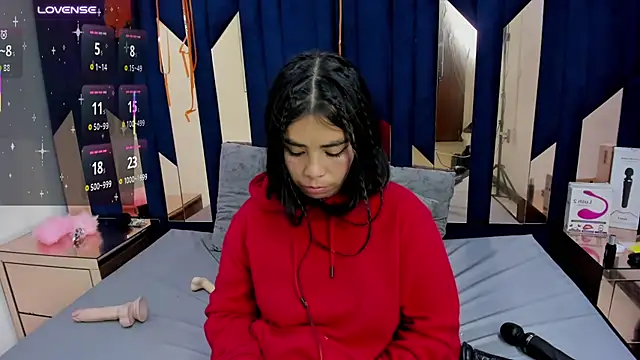 LianyTaylorSS live cam on StripChat