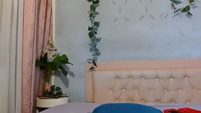 Halle_Bailey_