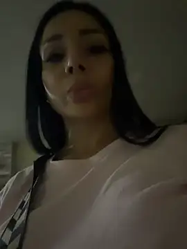 laemmarouse live cam on StripChat