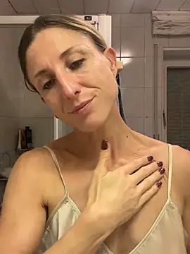VivienneBlac live cam on StripChat
