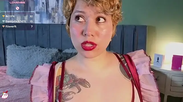 Anna_Pinup_x live cam on StripChat