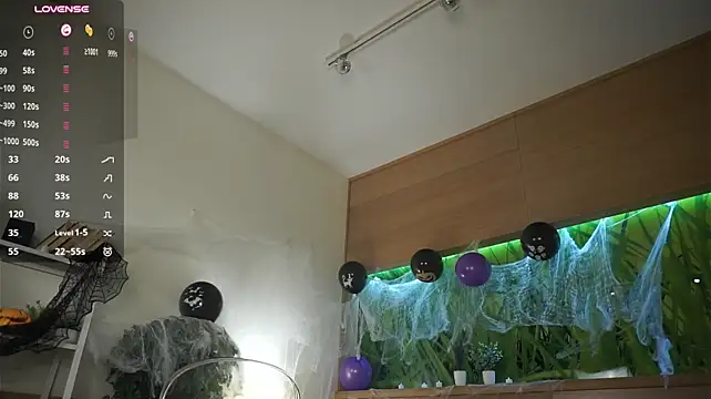 MarlinVarian live cam on StripChat