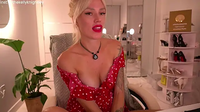 Ohbabykelly live cam on StripChat