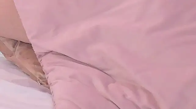 ViolettaRousee_ live cam preview