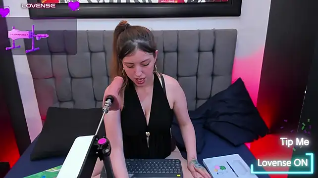 AngeliqueGirard