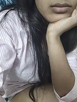 sexy_aaruhi live cam preview