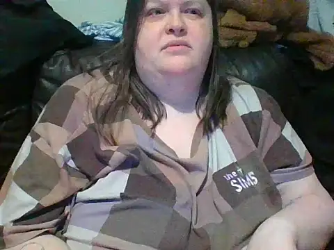 CurvyKirstiesX