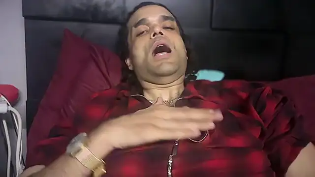 icebergslim281 live sex cam