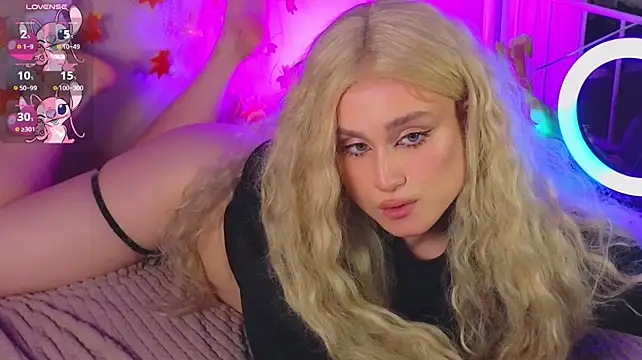 horny__doll live cam preview