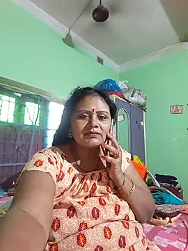 Husn_Malika77