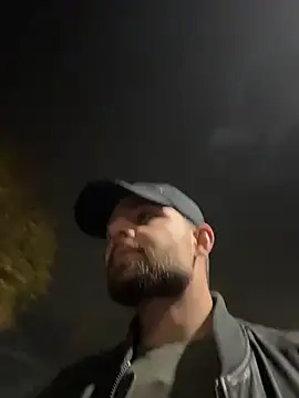 OnlyRyanOf live cam