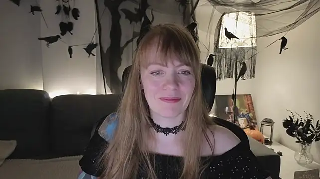 Aurora_Velvett_