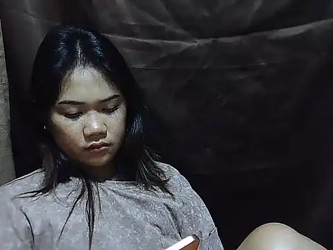 Secretpinay777 live cam on StripChat