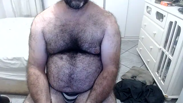 MysterBearMG live cam