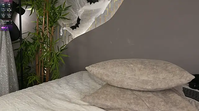 mia_lacy_