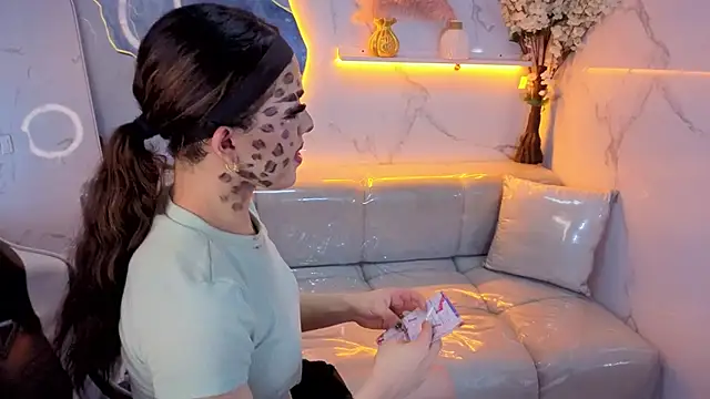 Mia_Florez_t