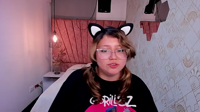 Miia__Honey_ live cam on StripChat