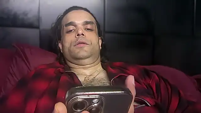 icebergslim281 live sex cam