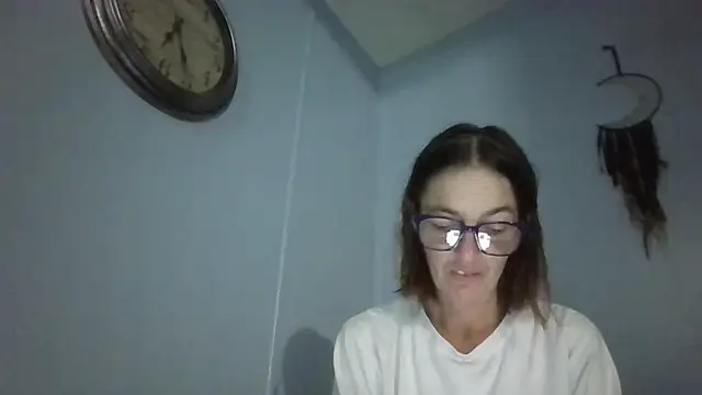 bamalove80 live cam preview