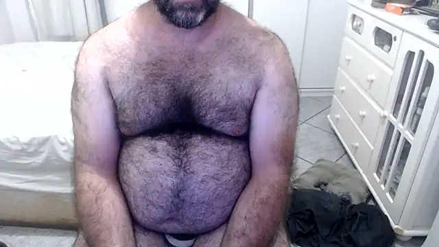 MysterBearMG live cam