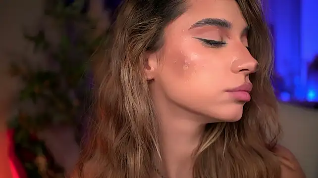 ItalianGirl live cam