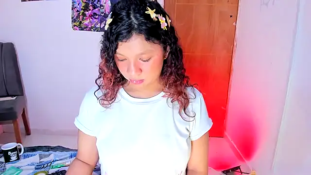 Emily_Coper18