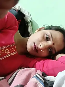 Hot-Nisha01