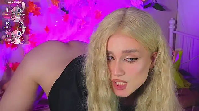 horny__doll webcam