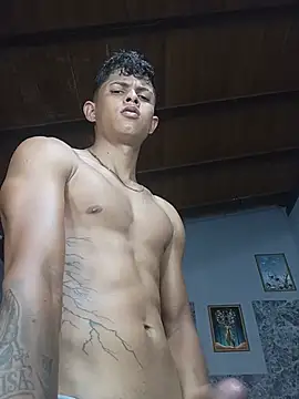 God_Eros_23cm