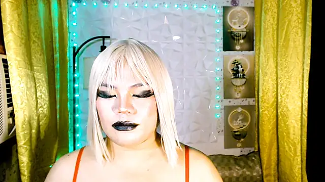 TSbrianaHugeCock