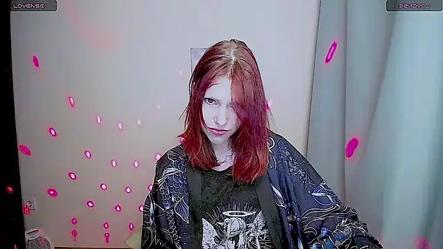 GuessMe___ live cam on StripChat