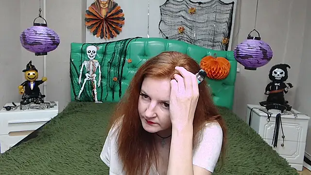 MeganPirs live cam on StripChat