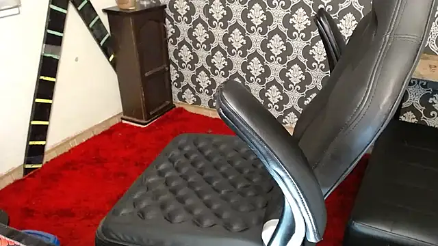 bayronfit (M young) - cum show