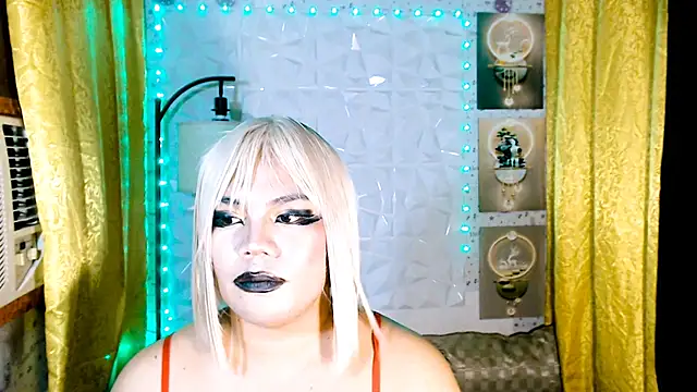 TSbrianaHugeCock