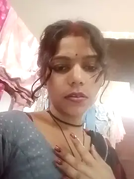 Buatiy_girl6 live cam on StripChat