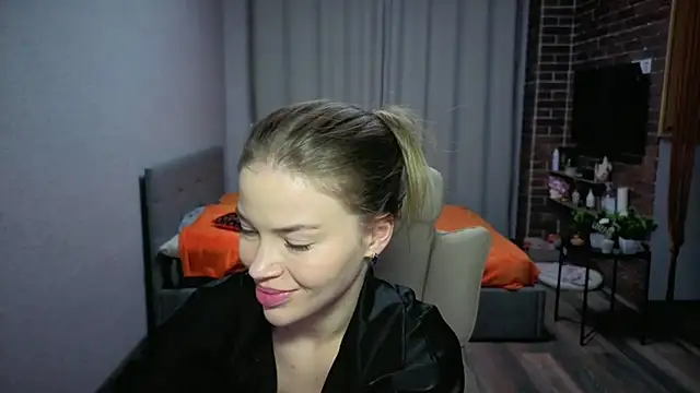 EmmyMills